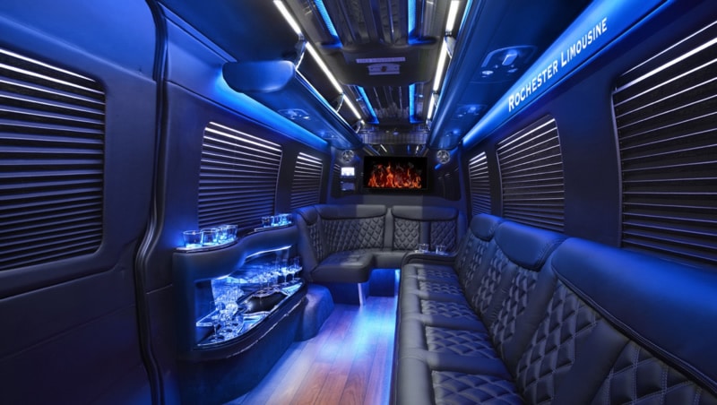 Rochester, MI Prom Limos